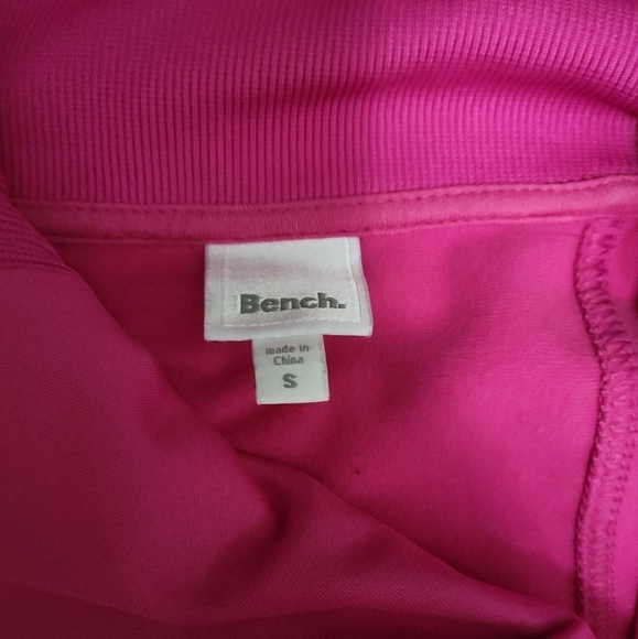 Pink Bench  zip up - Picture 3 of 3